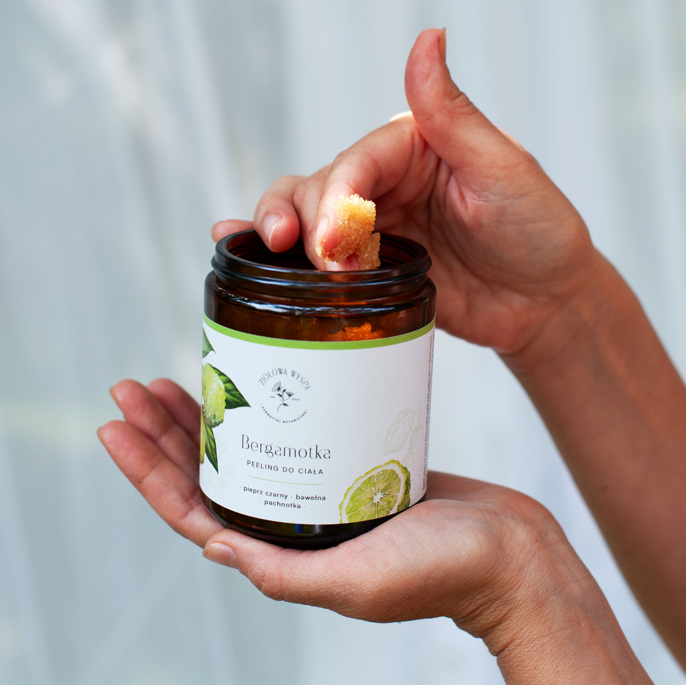 Naturalny-peeling-do-ciala-Bergamotka Naturalny-peeling-do-ciala-Bergamotka